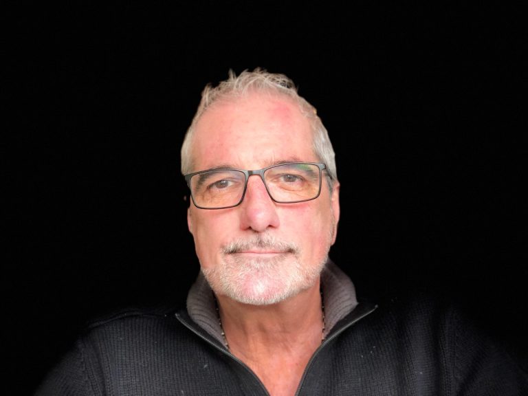 Robert J. Morrow headshot